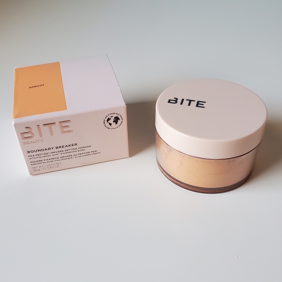 Sephora Other - NEW BITE Beauty Boundary Breaker Peptide Infused Setting Powder in Apricot